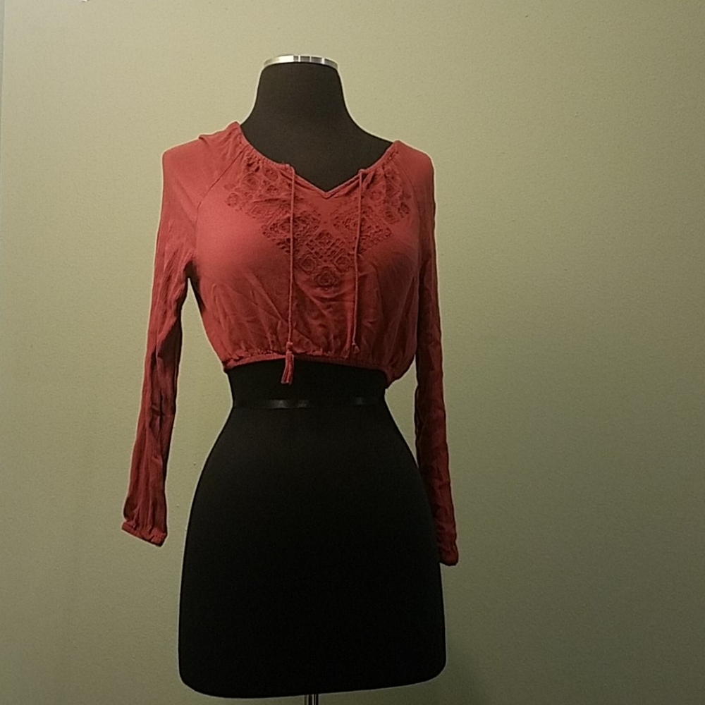 Red maroon crop top